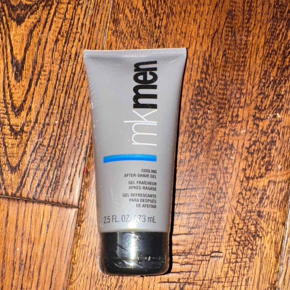 NWO BOX MARY KAY Cooling After-Shave Gel - Gray Size 2.5 FL OZ.